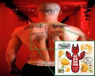 blood_honour hot голый_мужик горячая_штучка мужик пельмени смехуёчки татуировка уважуха чебупели язык:английский язык:русский // 1106x893 // 302KB
