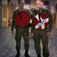 ))) военные наебал смехуёчки я_наебал_зам_ком_взвода язык:сербский // 600x600 // 54KB